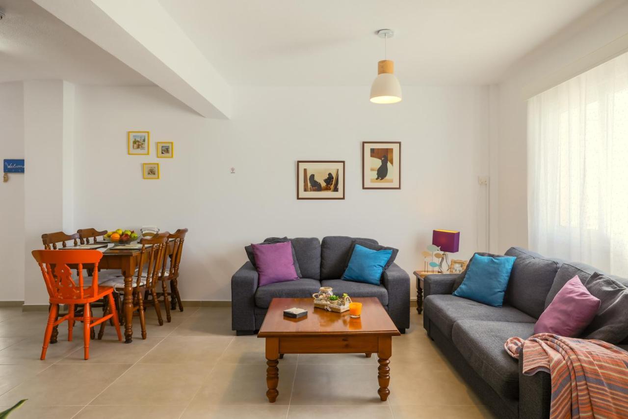 Jimmy'S Flat Apartment Paralimni Exterior photo