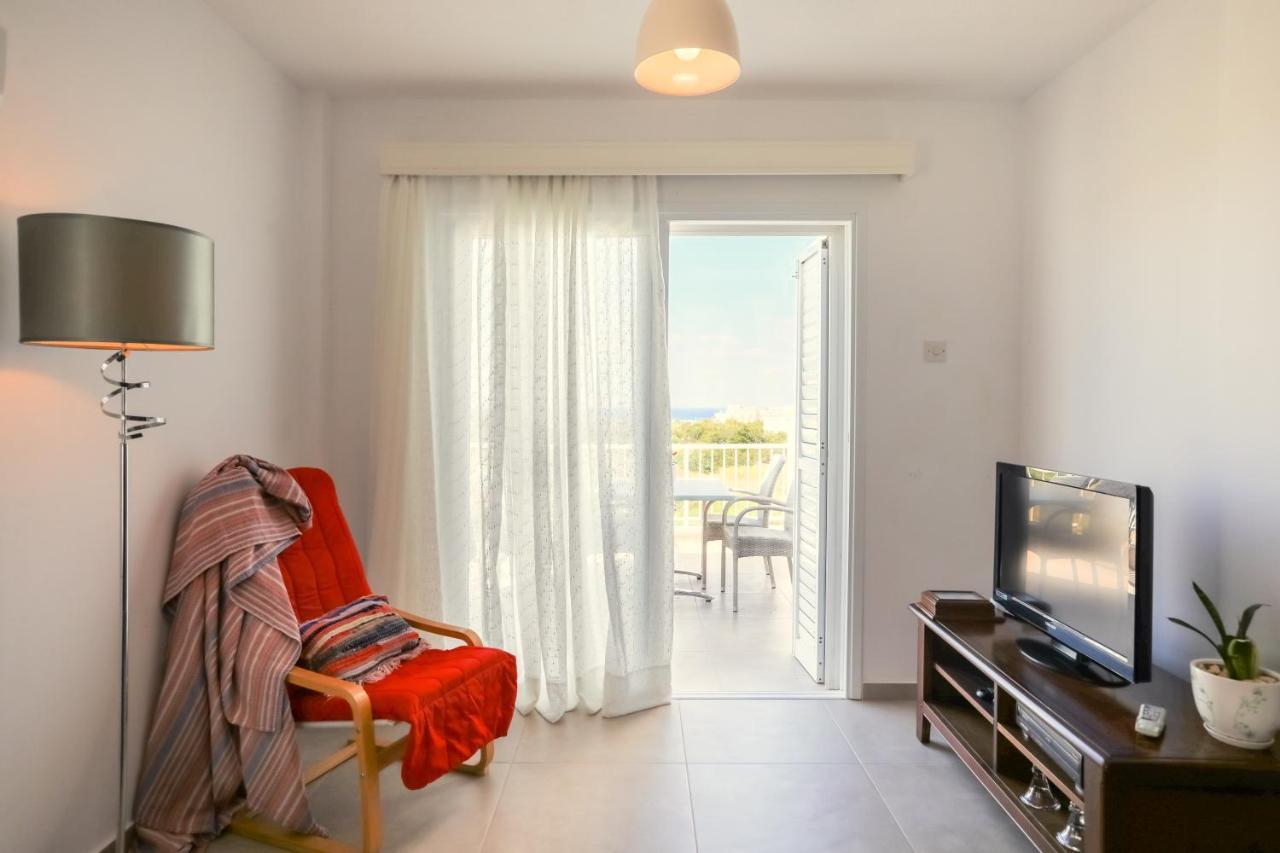 Jimmy'S Flat Apartment Paralimni Exterior photo